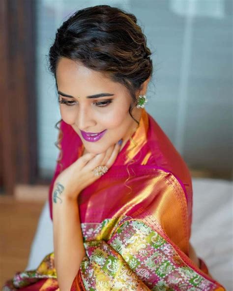  A Style Maven: An Insight into the Fashion World of Anasuya Bharadwaj 