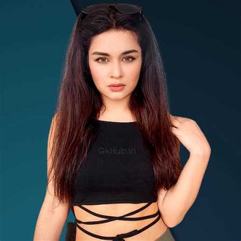  Aalia Li's Fitness Routine and Figure Tips 