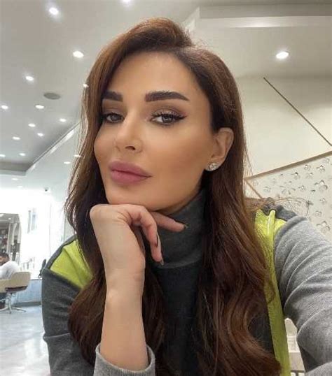  Cyrine Abdelnour: Height and Figure 