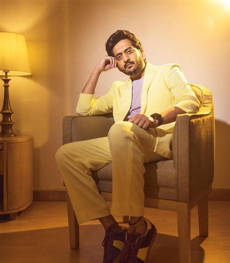  Explore the Personal Life of Amey Wagh