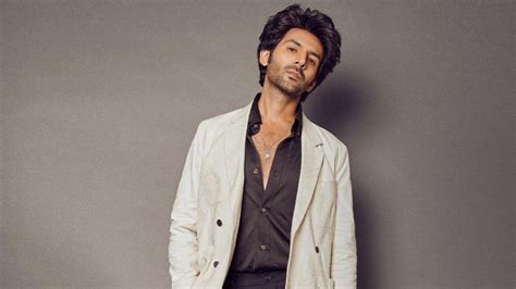 A Deep Dive into Kartik Aaryan's Path to Success