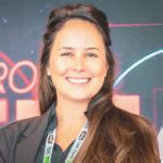 A Deeper Dive into Juliana Silveira's Professional Journey