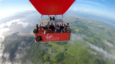 A Gentle Breeze and Surreal Silence: The Peaceful Experience of Hot Air Balloon Flights