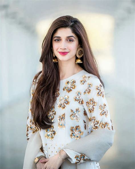 A Glimpse Into Mawra Hocane's Personal Life