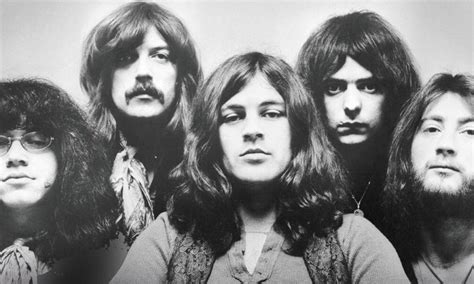 A Journey Through Time: Tracing the Evolution of Deep Purple in the Music Industry