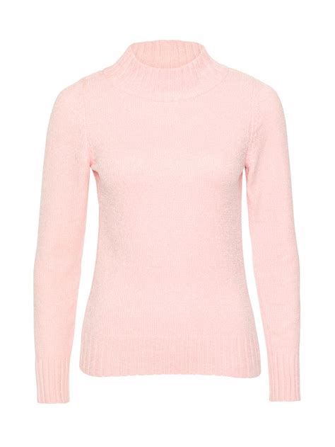 A Touch of Vibrancy: How a Blush-Colored Jumper Can Elevate Your Understated Ensemble