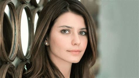 A Worldwide Sensation: Beren Saat's Global Acclaim