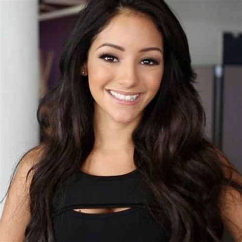 A look into the background and career of Melanie Iglesias