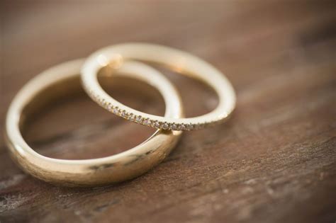 A twist of fate: Exploring the unexpected symbolism of a misplaced wedding band