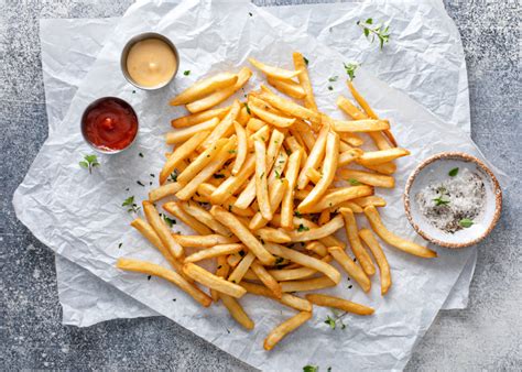 Accompanying Sauces and Dips: Elevating the Fried Potato Experience