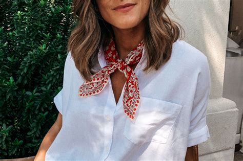 Adding a Splash of Color: Incorporating Bandanas into Your Outfit