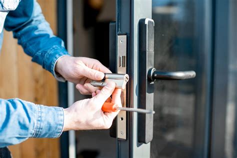 Advantages of Choosing Locke Locksmith in Emergency Situations