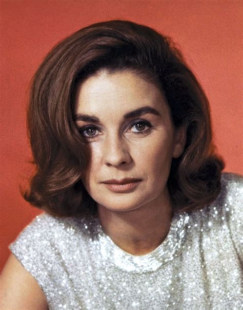 Age, Height, and Figure of Jean Simmons