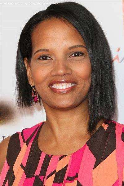 Age, Height, and Figure of Shari Headley