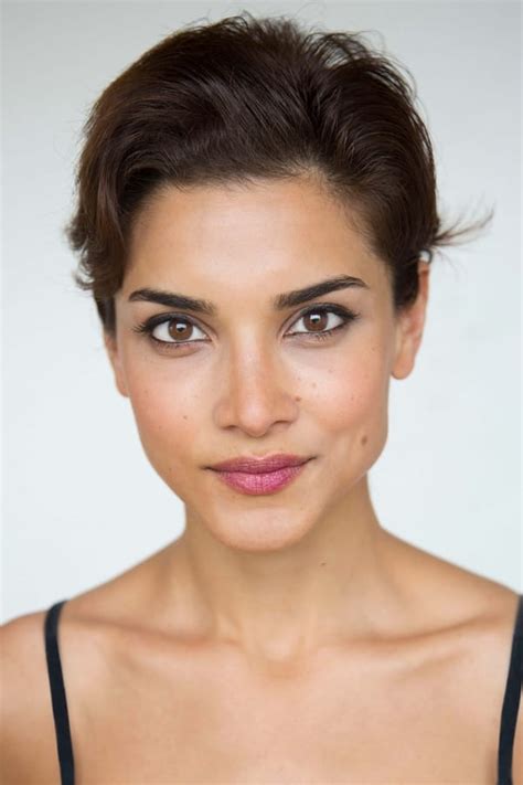 Age and Birthday of Amber Rose Revah