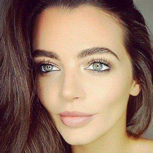 Age and Height: Facts About Emma Mcvey