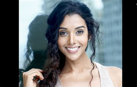 Age and Height of Anupriya Goenka