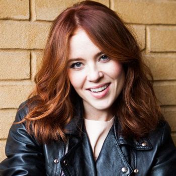 Age and Stature of Angela Scanlon