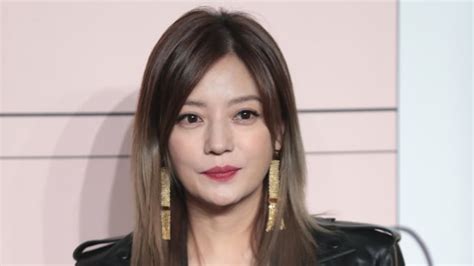 Age and Stature of Zhao Wei