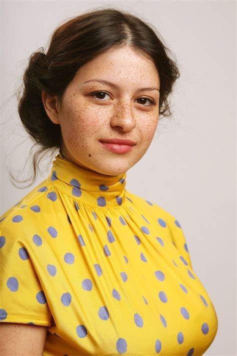 Alia Shawkat Early Life and Career