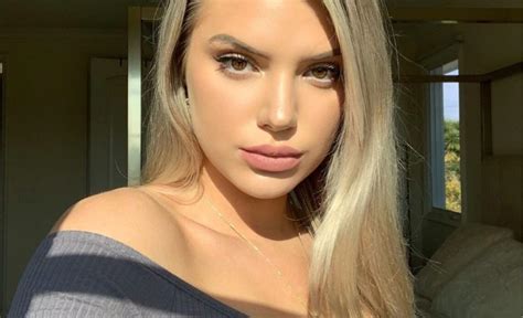 Alissa Violet's Wealth and Income