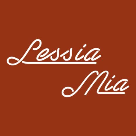 All About Lessia Mia - Figure