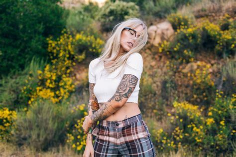 Alysha Nett's Rise to Fame in the Modeling World