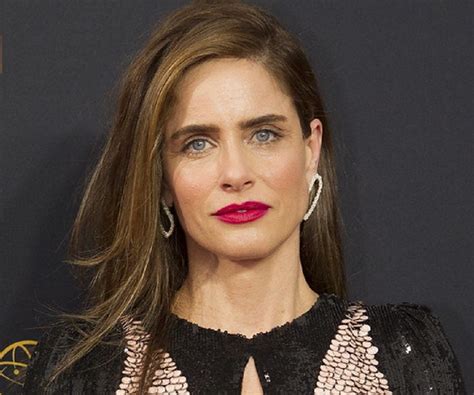 Amanda Peet: Age and Early Life