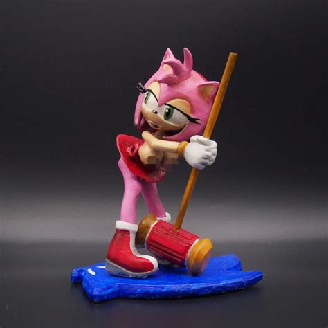 Amy Rose's Figure and Body Measurements