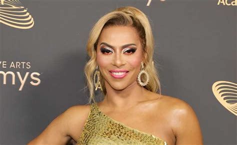 Amy Shangela 2 - Full Biography