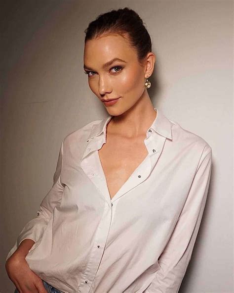 An Insight into Karlie Kloss's Body Measurements