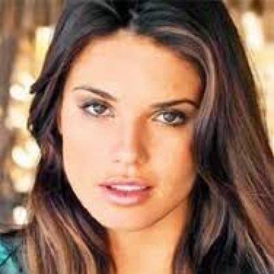 Ana Carolina Gequelin's net worth and assets