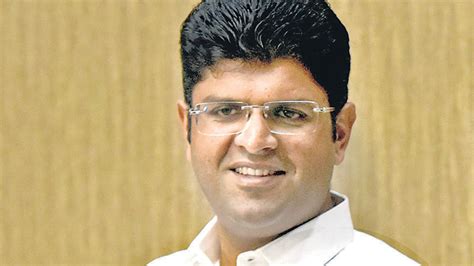 Analyzing Dushyant Chautala's Physique and Height