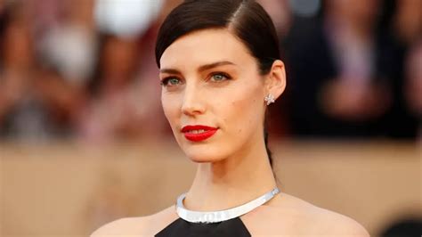 Analyzing Jessica Pare's Wealth