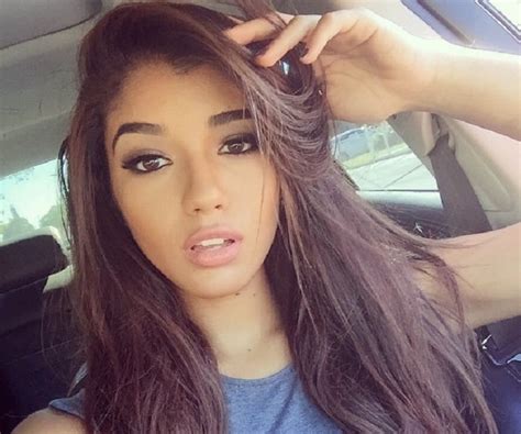 Analyzing Yovanna Ventura's Impact on Social Media