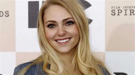 AnnaSophia Robb Biography and Early Life