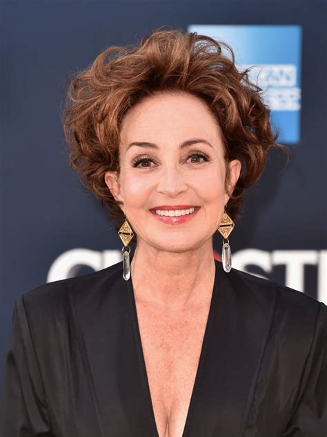 Annie Potts: A Brief Biography