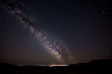 Astounding Celestial Phenomenon: Discovering the Mystical Magic of Meteor Showers