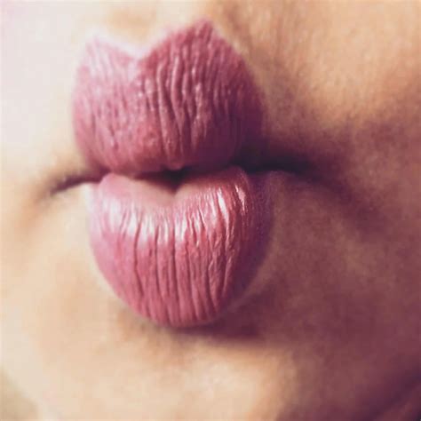 Avoiding Common Lip Irritants: Say No to Dryness and Chapping