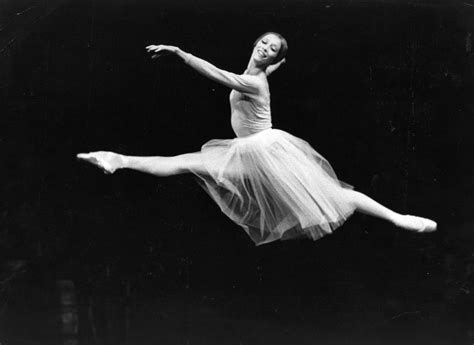 Ballet Legends: Iconic Dancers who Shaped the History