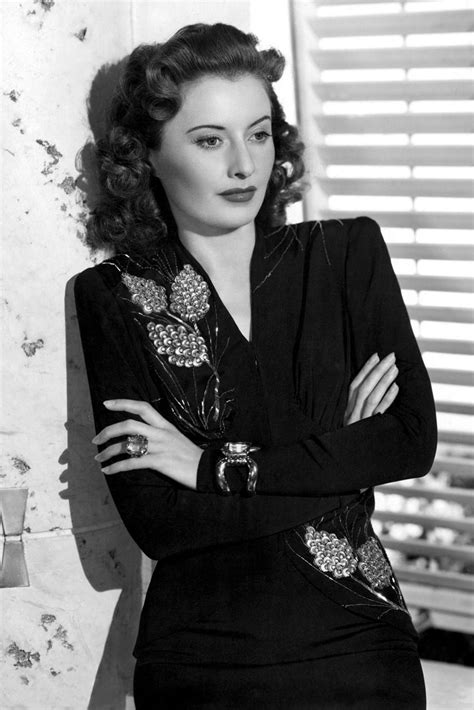 Barbara Stanwyck's Figure: Iconic Style and Fashion