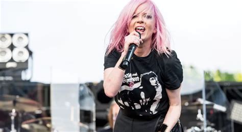 Behind the Scenes: Shirley Manson's Net Worth