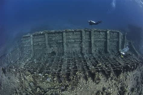 Beneath the Surface: Revealing Submerged Emotions in Shipwreck Dreams