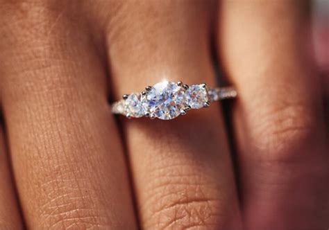 Beyond Diamonds: Exploring Alternative Gems for Unique Engagement Rings