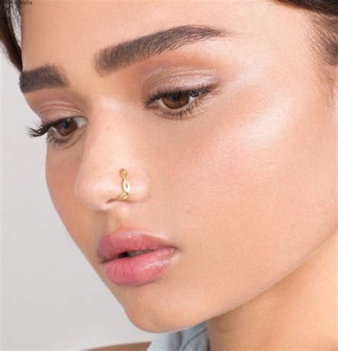 Beyond the Basics: Innovative Nose Jewelry and Styling Ideas