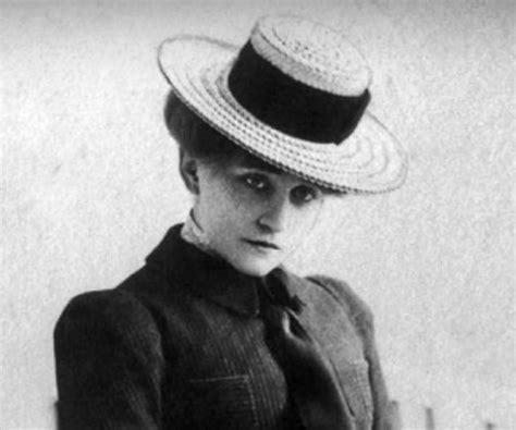 Bio: Early Life of Colette