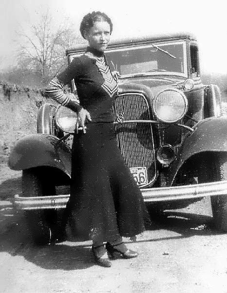 Bonnie Parker's Physical Appearance and Style