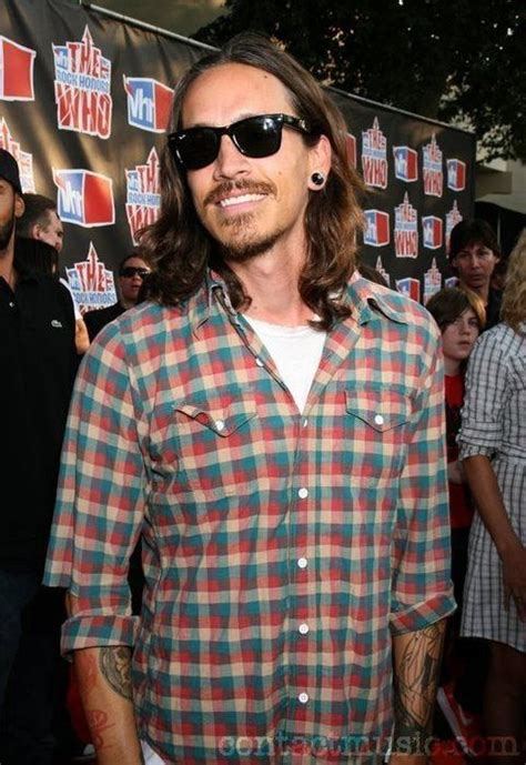 Brandon Boyd's Unique Personal Style and Fashion Preferences