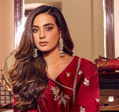 Breaking Down Iqra Aziz's Net Worth