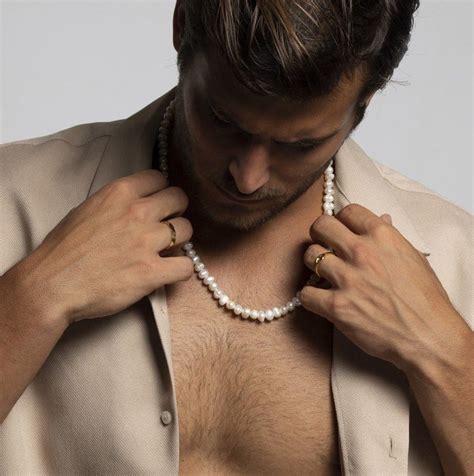 Breaking the Stereotype: Men and Pearls - A Growing Trend